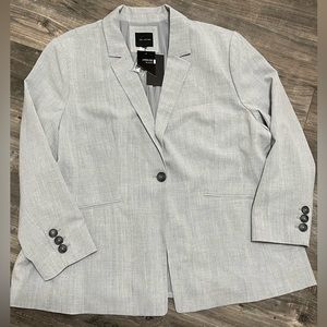 Women’s plus size 24W The Limited longline blazer.